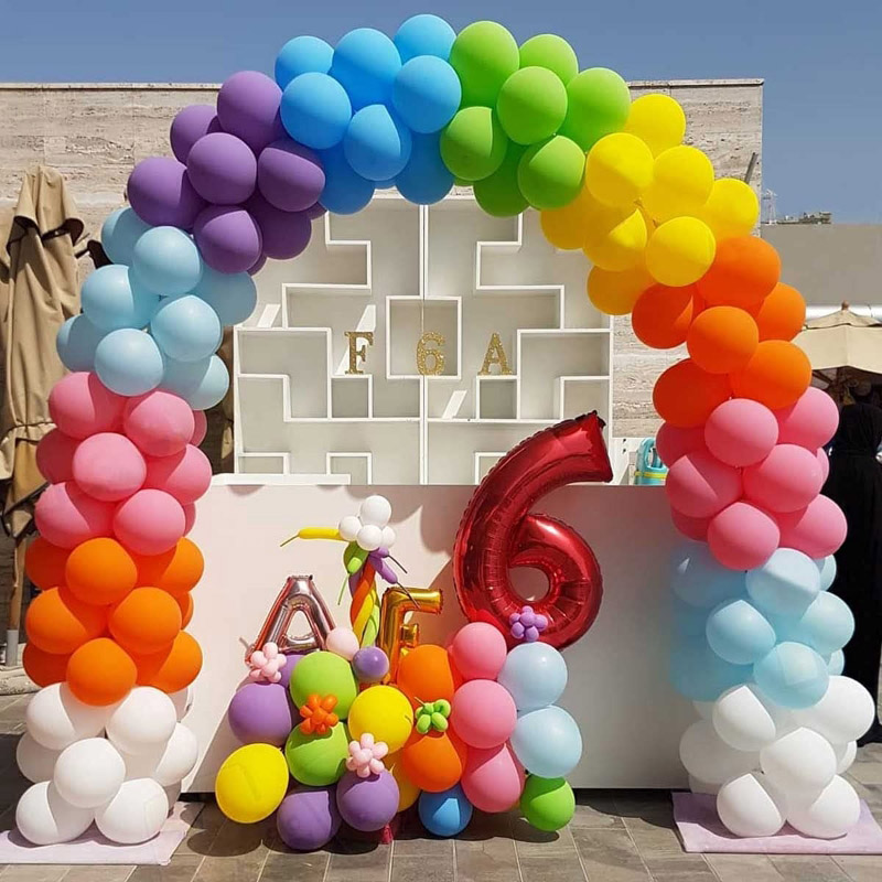 レインボーバルーンガーランド